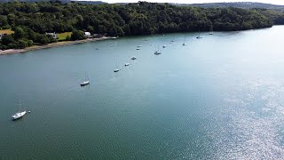 Survol en drone : fleuve de l'Aulne depuis Rosnoën et Trégarvan