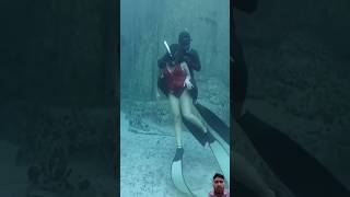 Guy gets left behind!! Girl swims to surface alone! #shorts #freediving #travel #underwater