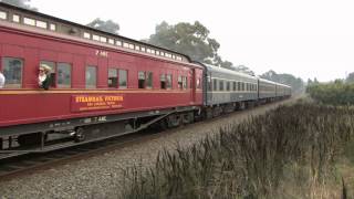 Australian Steam Trains: Double headed R761 & R711 to Traralgon