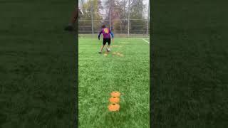 The BEST drill🔥to improve dribbling #football #soccerskills #footballskills #soccer #dribbling