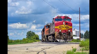 BNSF 4714 Takes Z-PTLCHC East at Steward Il