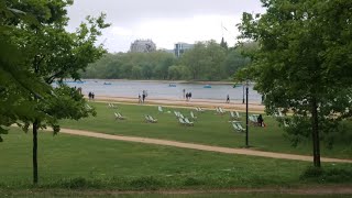 Elvis Presley - T*R*O*U*B*L*E -  London walking tour