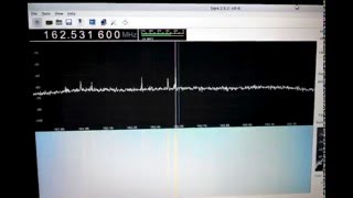 RTL-SDR and GQRX SDR Software running under Linux Mint 17.2