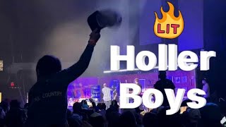 Holler Boys “10,000 person sing along” with Ryan Upchurch in Nashville 🔥