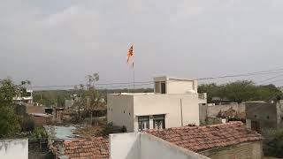 her home jai shree ram ka jhanda