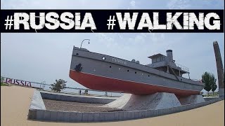 /Russia,​​ walking in Volgograd​​/ Прогулка в сквере у "Гасителя", г.Волгоград