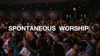 Spontaneous Worship and Worthy of it All - Red Worship x Lizzie Morgan and Andrew Maldonaldo