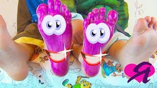 Мульт! Сказочный патруль куклы изучают цвета/ Learn Colors for kids with Feet Painting Baby Songs 0+