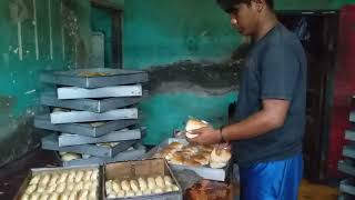 Roti Baru Turun Di Oven Langsung Di Bungkus.||Pabrik Roti Rumahan Roti Anget..@AbiSahis92