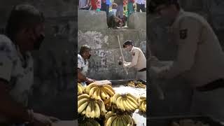 Chandigarh || Roadside Vendors || Selling Fruits & Vegetables At High Price