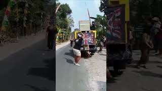 NGGEDRUK SIK # #trending #shortsfeed #viral #fypシ #indonesia #hutri78 #karnaval #kirabbudaya