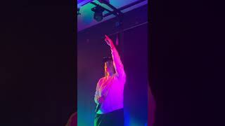 ⁠ Melina und Maya singen Irgendwo hier drin  Konzert in Berlin #viralvideo #rap #short