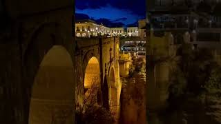 Cliff side view of Puente Nuevo de Ronda (Ronda new bridge) - Ronda, Spain 🇪🇸