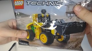 LEGO Technic 30433 Volvo Wheel Loader polybag unboxing, slow pace building.