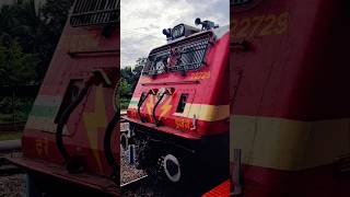 Train Shunting view with nostalgic earshot|Mov-Thalayanamantram #railway #indianrailways #guruvayoor