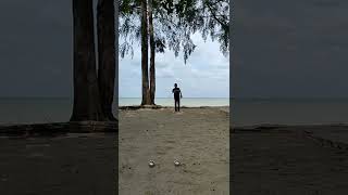 Practise shooting at targets from a distance of 10 metres (Boules Petanque)