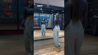 Swalla la la | learning dance lessons | trending dance #dance #hippopdance #dancepractice #kpop