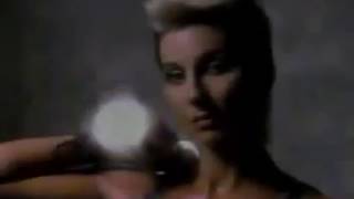 Cher – Jack LaLanne Health Spa Commercial (1985)