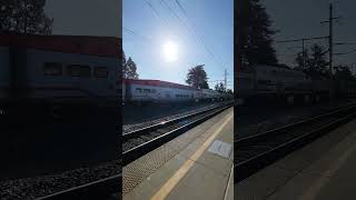 Caltrain TRAIN, Passenguers at Palo Alto CA #shorts