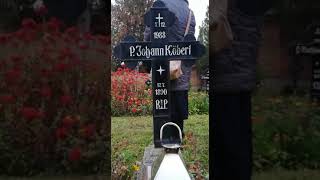 CUPLIKAN VIDEO ZIARAH AGUSTINA BAKKER KE MAKAM PATER JOHANN JACOB KÖBERL, SVD DI KOTA MÖDLING