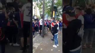 Supporters #ParisSG  aux taquets près du parc des Princes. Paris⚽️