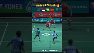 Indonesia Saling adu smash dengan pasangan Cina 🔥 #shorts #badminton #smash please subscribe me 👇