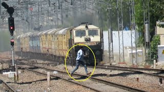 DIESEL vs ELECTRIC : High Speed Trains on Jaipur - Bandikui Section | Indian Railway