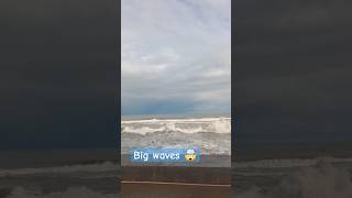 Big Waves 🤯 #trending #beach #viral #youtubeshorts #shortsvideo #shortsfeed #shortsviral #shorts #yt