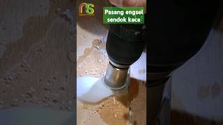 pasang engsel sendok kaca#tipsandtricks #diyfurniture #woodworkingfurniture