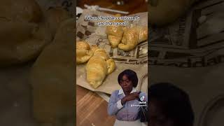 #food #croissant #viral #miami #cheddars #tiktok #restaurant #shorts