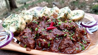 HUNGARIAN GOULASH WITH KARLSBAD DUMPLINGS🔥| Food in Nature 🌲