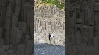 Best place to sit in ICELAND #iceland #icelandtravel #cliff #travel #nature #indian #india #couple