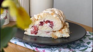 Меренговий рулет | Полуничний десерт | Літній десерт | Meringue pie | Meringue roll