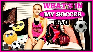 ⚽️WHAT'S IN MY SOCCER BAG? AND MISCHA OPENS A SPECIAL GIFT 🐶 🎁!