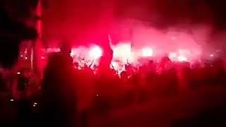 Torcida do flamengo faz festa com fogos na frente do Hotel do independente (12/12/2017 )