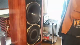 AKAI AM 2350 - celestion ditton 15s - marantz cd52mkii - gypsi kings