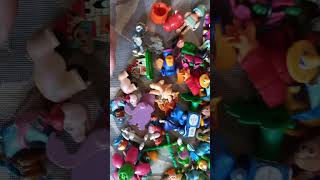 видео обзор на киндер игрушки из шоколадно яйца kinder surprise,  из 90-х  #авито