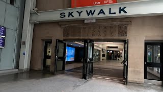 How to get from Toronto Union Station To Skywalk To Ripley's Aquarium, CN Tower and Rogers Centre