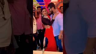 Shilpi Raghwani aur Khesari Lal Yadav Ka Barf Song Jabardast Dance