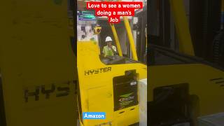 Love to see a hard working women doing a man’s job#amazon#fyp#hardwork#women#youtubeshorts#yt#memes