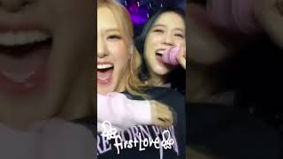 The way Jennie's reaction when Jisoo hugging Rosé  #BLACKPINK #CHAESOO