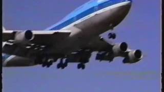 KLM Boeing 747 approach to rwy 06-24 Amsterdam Schiphol 1992