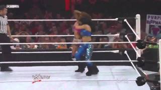 WWE Diva - Melina - Snapmare Facebuster