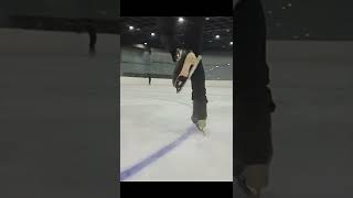 Twizzles in slow motion with #GHSkates and #Paramountsk8s! ⛸️💖 #joelminas #iceskating