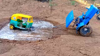 Swaraj loaded poly G in tractor, potatoes loaded inCNG truck, kids got stuck in pit, video@kgx7216