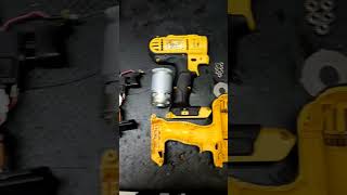 reparación de taladro inalámbrico Dewalt