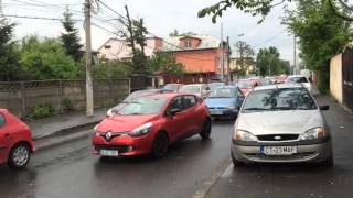 Ce se întâmpla cand pe o strada din București se schimba sensul de mers?