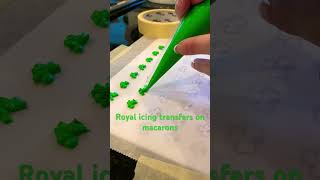 Use royal Icing transfers on your macarons! Join my live bake this Wed. #macarons #macaronrecipe