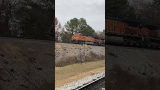 RARE VIDEO! Ns 283 in Chattanooga, Tn after hitting car in Duluth, Ga #railfaning