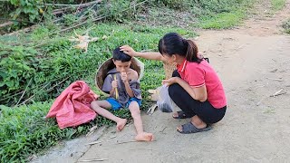 Daily Life of a 17-Year-Old Single Mother: Harvesting corn to sell & helping homeless boy